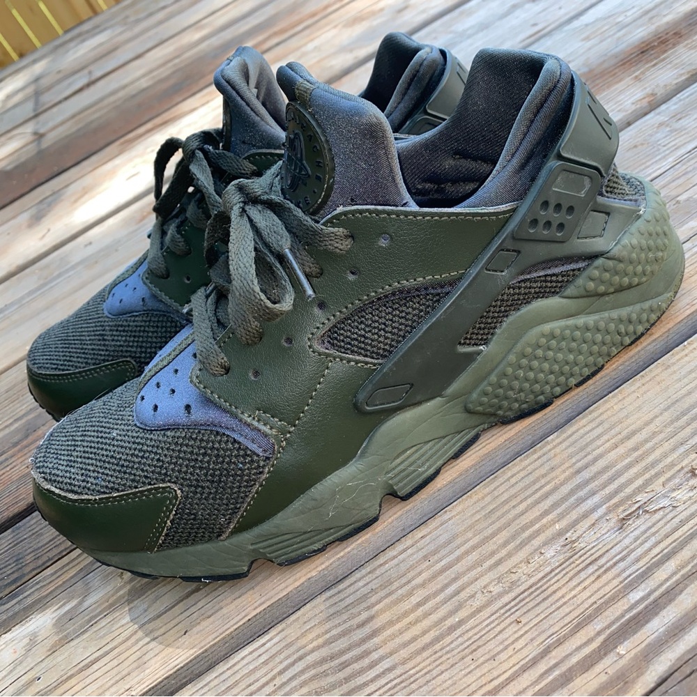 🔥 NIKE AIR HUARACHE Cargo Green RARE 🔥 - Picture 3 of 16